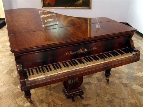 Qui N Invent El Piano