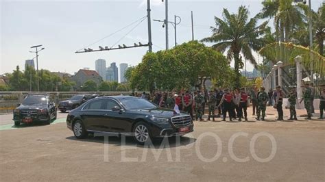 Jokowi Hadiri Pelantikan Prabowo Gibran Bersama Keluarga Tempo Co