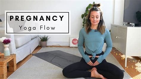 20min Beginners Pregnancy Yoga Flow Hmfyoga Youtube