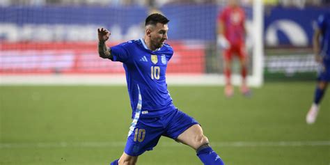 Juega Leo Messi Alineaciones de Argentina y Canadá formaciones