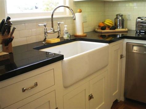 Traditional Kitchen Remodeling With Farmhouse Style Under Mount Sinks Gloss Black Laminate