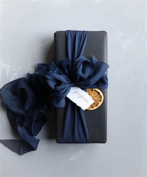 Elegant Modern Diy Gift Wrap Ideas Layer Cake