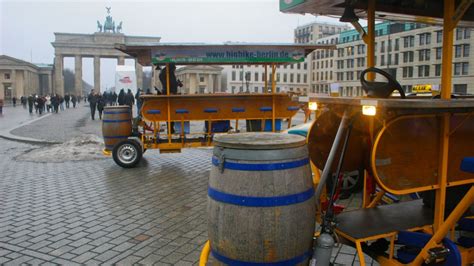 Beer Bike Tour - BerlinCityTours.com