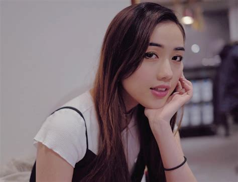 Hot girl sinh năm 1994 Người nổi tiếng sang chảnh người sexy hết nấc