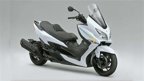 Suzuki To Premiere Its First Hydrogen Test Bike At Japan Mobility Show