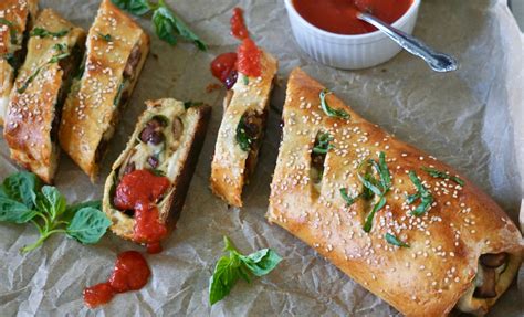 Healthy Vegetarian Stromboli Recipe for a Balanced Diet - Yummy Recipe