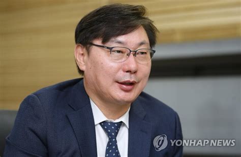 77일 만에 재개된 이화영 재판… 말 바꾸기에 또 공전 Save Internet 뉴데일리