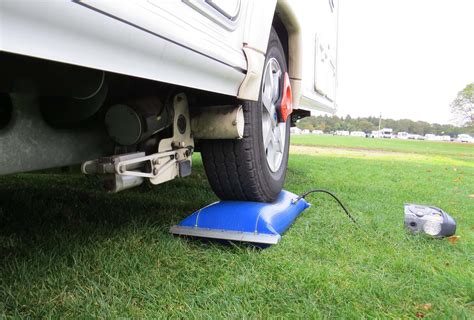 Lock N Level Single Axle Caravan And Motorhome Levelling Aids