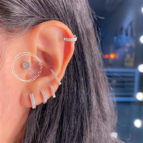 Piercing Tragus de Prata Ponto de luz Zircônia Mini Dibali Joias