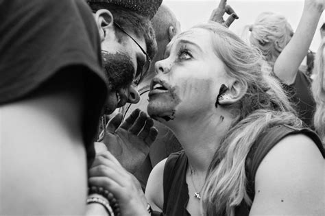 Festival Feeling Extreme Emotions And The Face In The Crowd In Pictures Festival Face