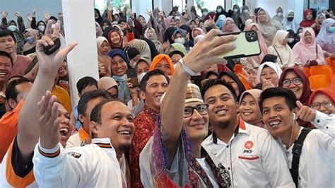 Ini Alasan Sandiaga Uno Harus Keluar Dari Gerindra Jika Maju Di Pilpres