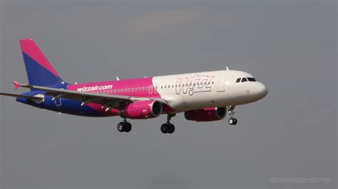 Wizz Air otvara bazu na London Lutonu i uvodi liniju za Prištinu iz nje