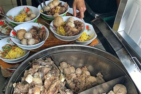 Yuk Mampir 5 Warung Bakso Paling Enak Dan Selalu Ramai Di Cilegon