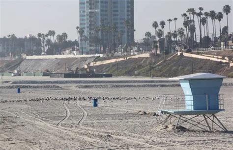 Belmont Shore Beach in Long Beach, CA - California Beaches