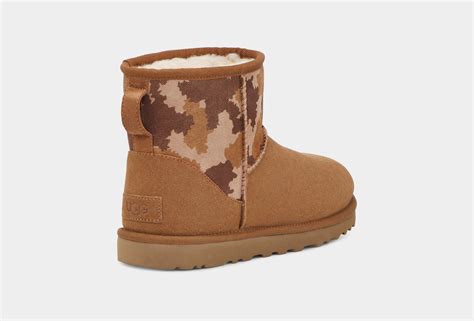 Classic Mini Jagged Camo Boot Ugg®