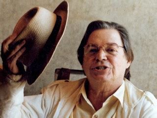 Tom Jobim biography, birth date, birth place and pictures