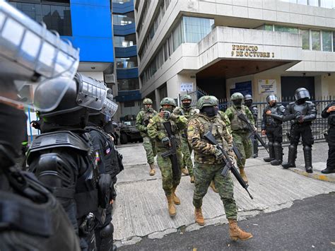 Mexico Withdraws Diplomats From Its Embassy In Ecuador After Raid