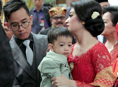 Foto Foto Gibran Rakabuming Selvi Ananda Dan Jan Ethes Yang Lucu