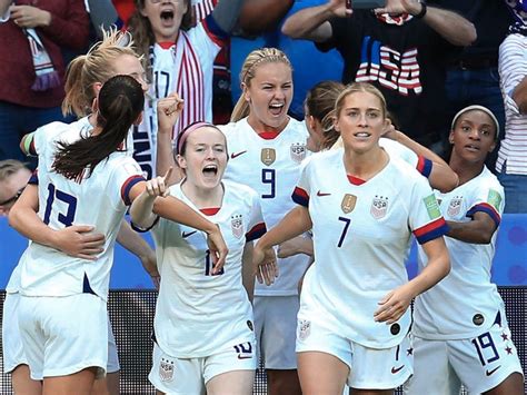 Alex Morgan Rose Lavelle Lindsey Horan Abby Dahlkemper And Crystal