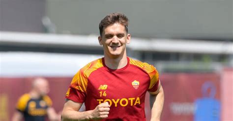 Mercato Roma Llorente Torna In Prestito Da Limare Gli Ultimi Dettagli