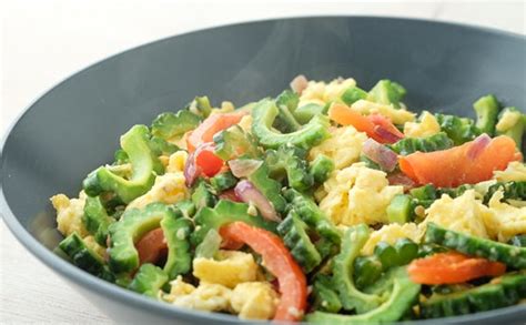 Fresh Vegetable Ampalaya (1kg) "SBMA ONLY"