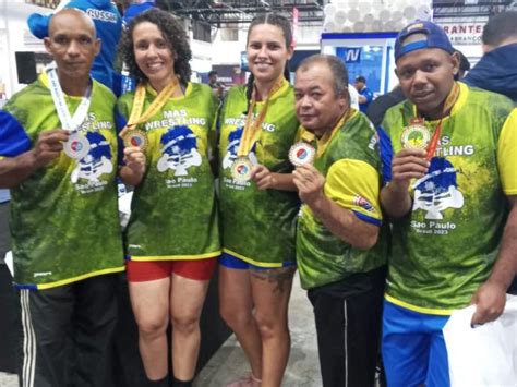 Equipe Do Vale Do Aço Conquista Medalhas No Arnold South America