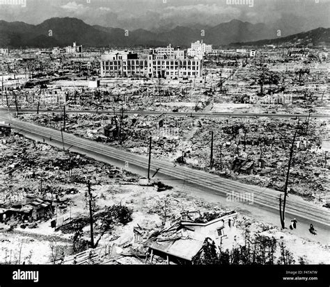 Atomic Bomb 1945 Hiroshima Stock Photo Alamy