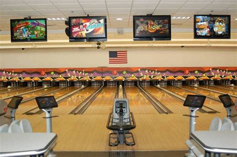 Where to go bowling in NYC including bars and traditional alleys