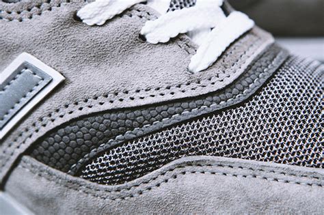 뉴발란스 NB997 (OG 그레이)