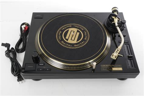 Reloop Rp Mk Direct Drive Turntable Limited Edition Gold