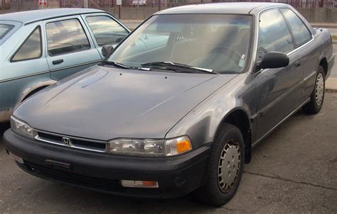 File90 91 Honda Accord Coupe Wikimedia Commons