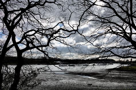 RX402382 1 Upper Hamble Country Park A View Through The Flickr