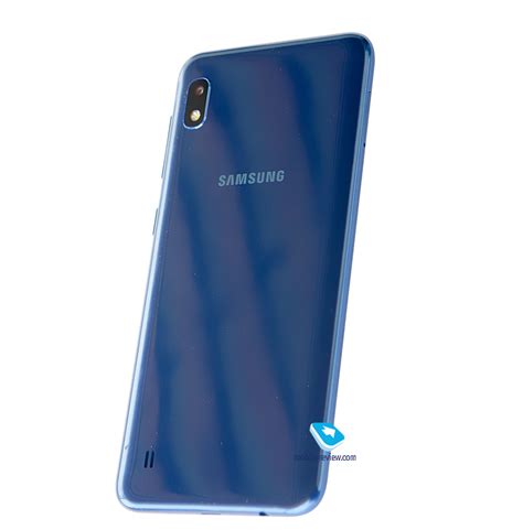 Mobile-review.com Обзор начальной модели А-серии – Samsung Galaxy A10 ...