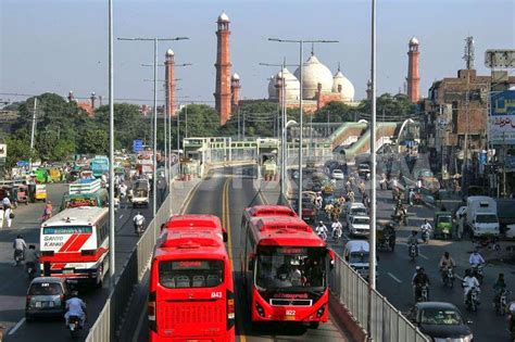 Lahore Metrobus