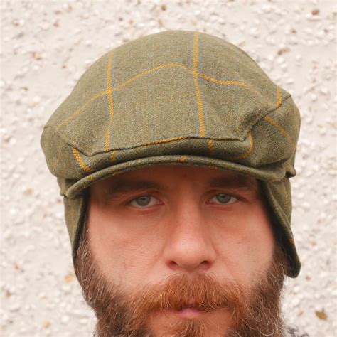 Traditional Irish Tweed Flat Cap With Foldable Ear Flaps Green With