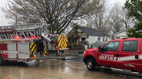 Fire Crews Respond To House Fire In Windsors East End Ctv News