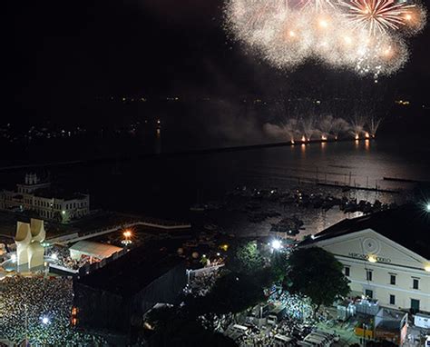 R Veillon Em Salvador Ter Praias Abertas E Queima De Fogos Em Pontos