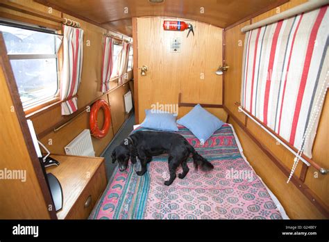 Canal boat interior hi-res stock photography and images - Alamy