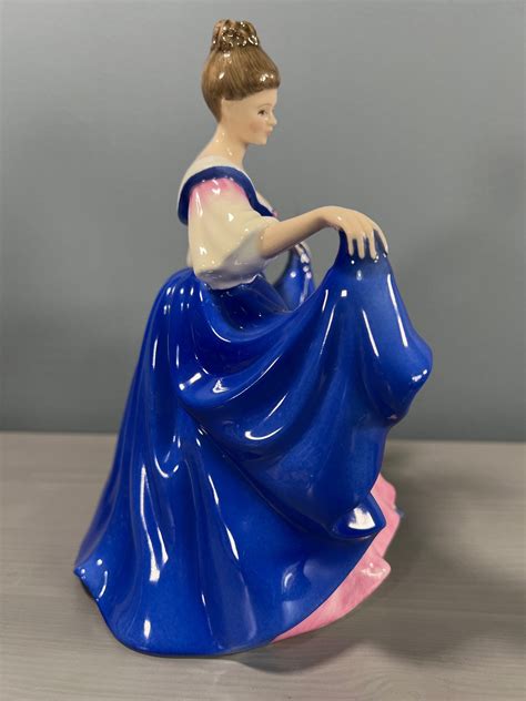 Royal Doulton Pretty Ladies Sara Figurine Hn 4720 Etsy