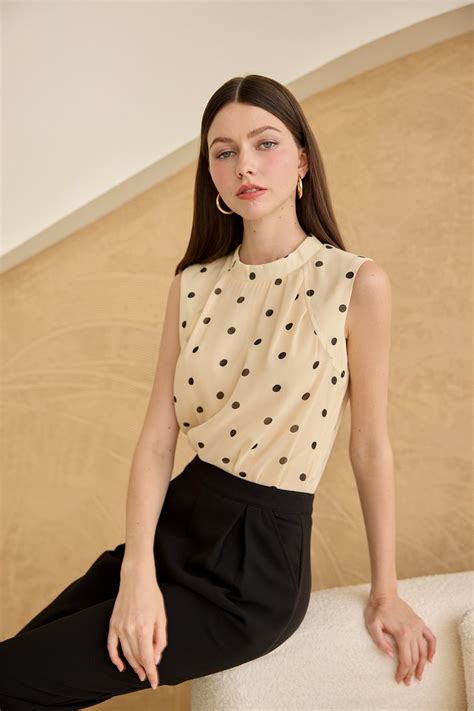 Leonie Top In Nude Cream Kind To Kind