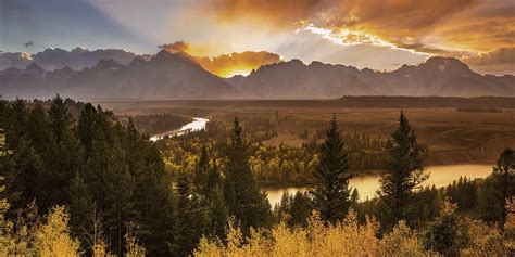 Jackson Hole Wyoming Fall Weekend Trip Via