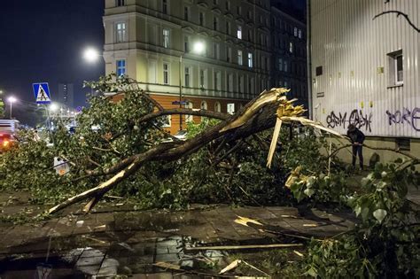 Nawałnice przeszły nad Polską Zobacz zdjęcia Wiadomości