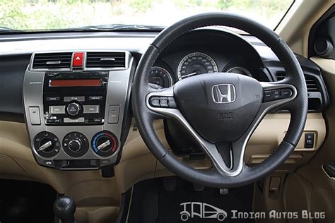 HONDA CITY - Review and photos