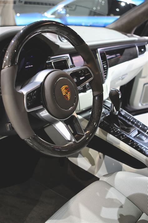 Porsche Macan 2015 Interior: First Look | Porsche, New luxury cars ...