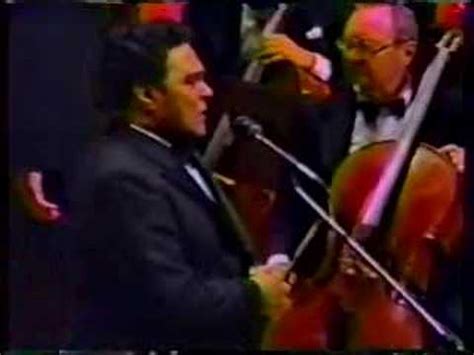 Alfredo Sadel Junto A La Orquesta Sinf Nica De Venezuela En El