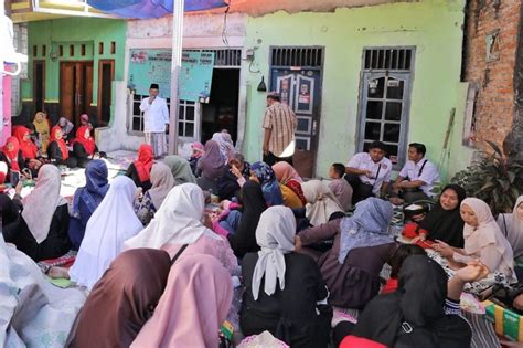 Peringatan Maulid Nabi Sopir Truk Ganjar Ingatkan Keselamatan Berkendara