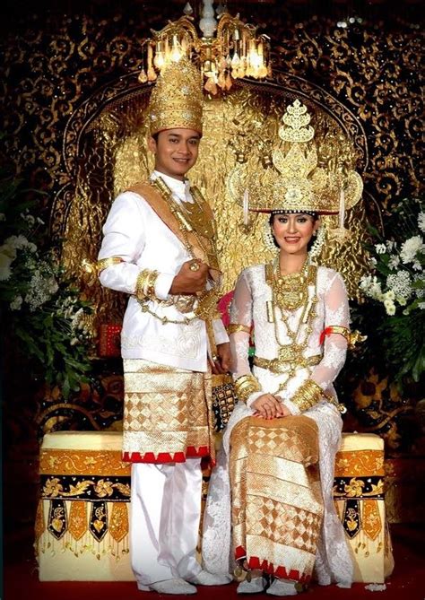 Wedding Attire Guest Indonesia In Traditional Wedding Dresses