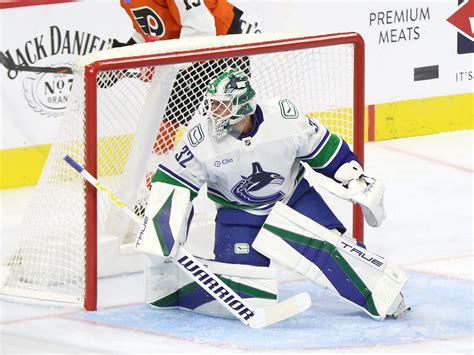 Kevin Lankinen Is Saving The Vancouver Canucks Season The Hockey