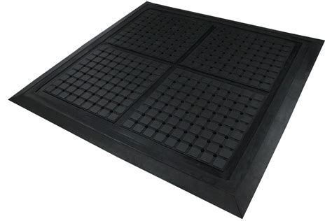 Hog Heaven III Drainable Workstation Mat - Uncle Mats