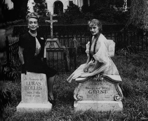 Joan Crawford Grave